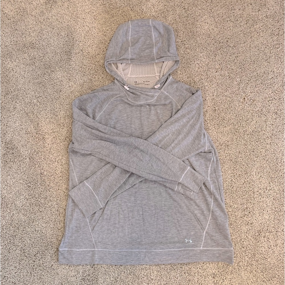 Under Armour Gray hooded sweatshirt